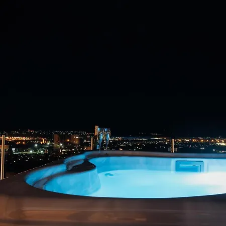 Bagoly Wellness 2 Apartment *